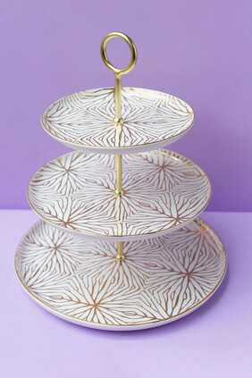 Talianna Lilypad 3-Tiered Stand